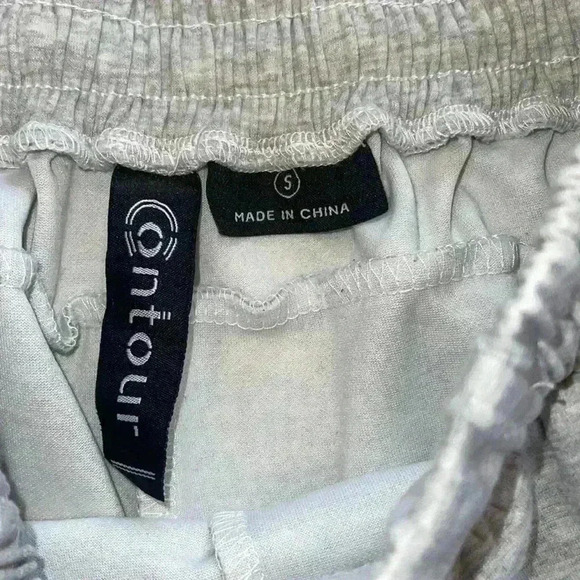 Men shorts with zipper pocket - Picture 4 of 6